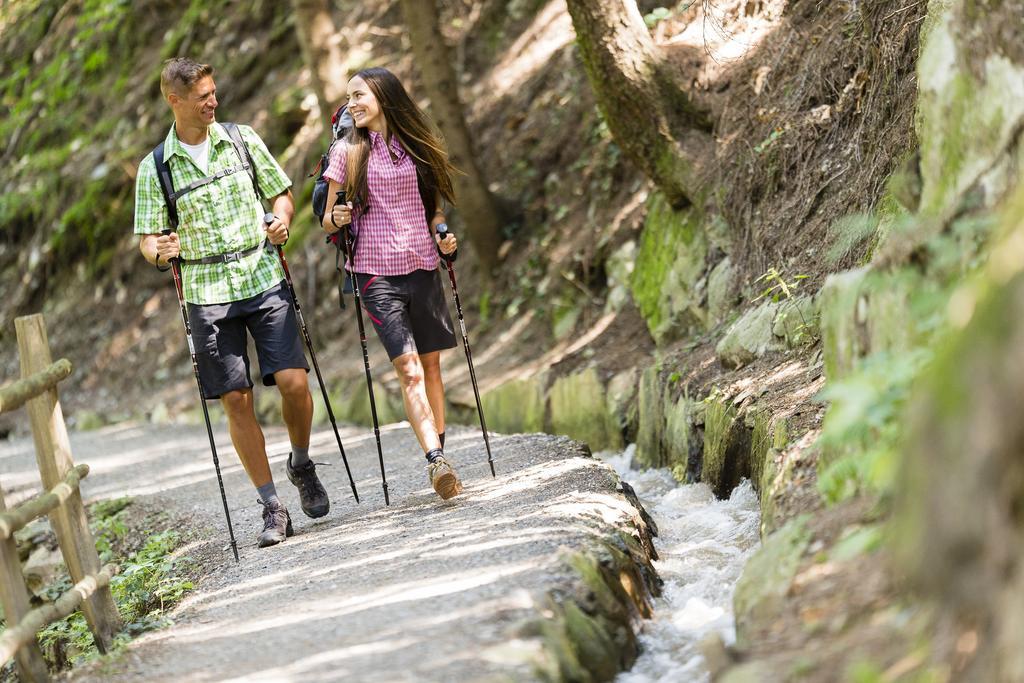Zimmervermietung Groeberhof Schenna Ngoại thất bức ảnh